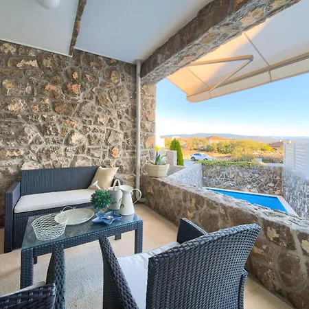 Miracle 1 With Heated Pool Villa