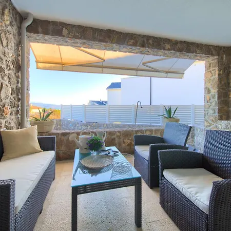 Villa Miracle 1 With Heated Pool Krk Town