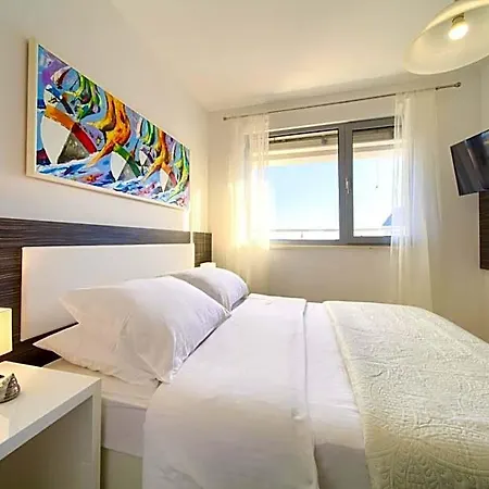 Miracle 1 With Heated Pool Villa *