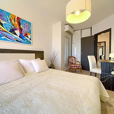 Miracle 1 With Heated Pool Villa *