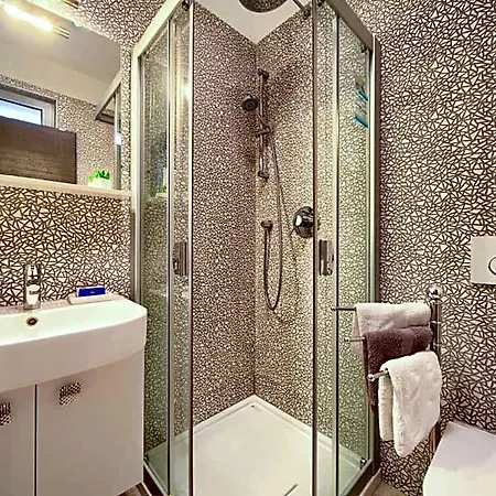 Miracle 1 With Heated Pool * Krk Town