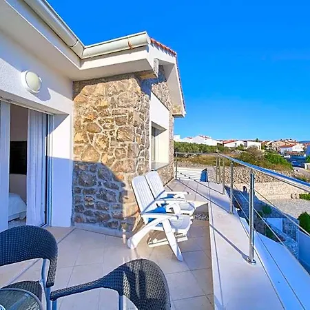 Miracle 1 With Heated Pool Villa Krk Town