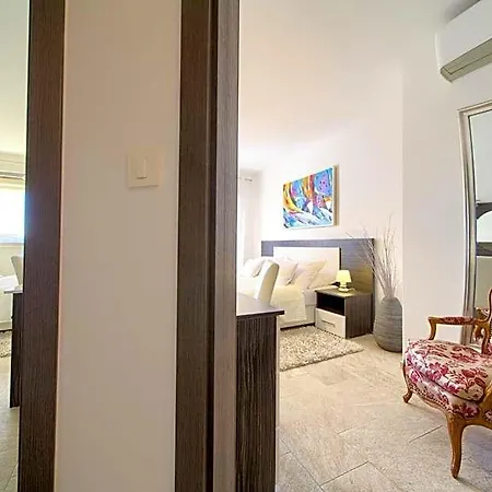 Miracle 1 With Heated Pool * Krk Town
