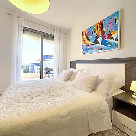 Miracle 1 With Heated Pool Villa *