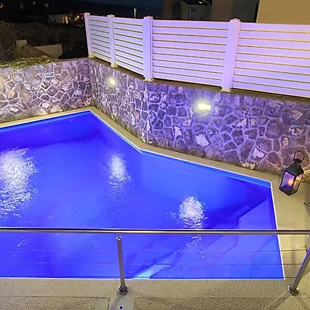 Villa Miracle 1 With Heated Pool Krk Town