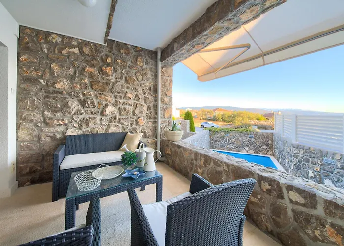 Miracle 1 With Heated Pool Villa