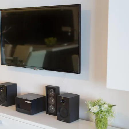 Villa Miracle 1 With Heated Pool *